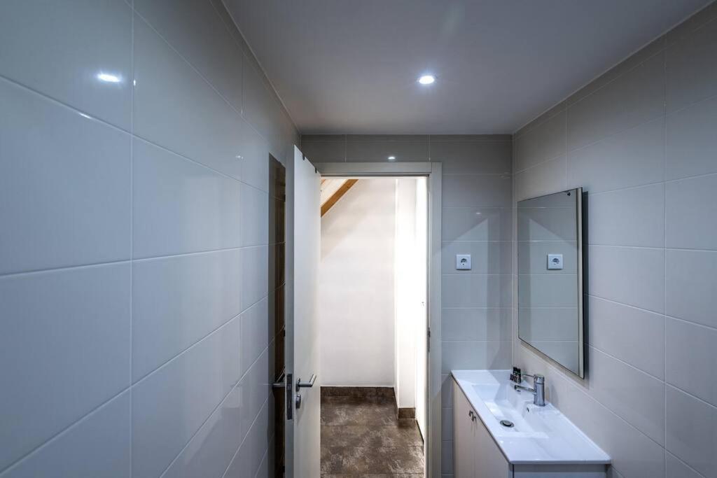 Cozy Ground Floor Studio With Ac And Loft Bedroom Lisboa Dış mekan fotoğraf